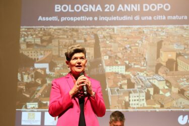 Giusella Finocchiaro Presidente della Fondazione del Monte di Bologna e Ravenna durante la presentazione